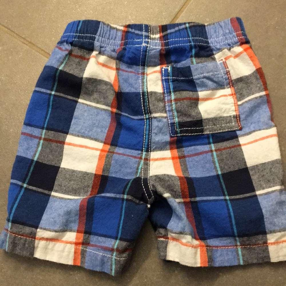 Plaid shorts - Picture 2 of 2